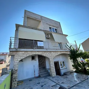 Lamani Apartament